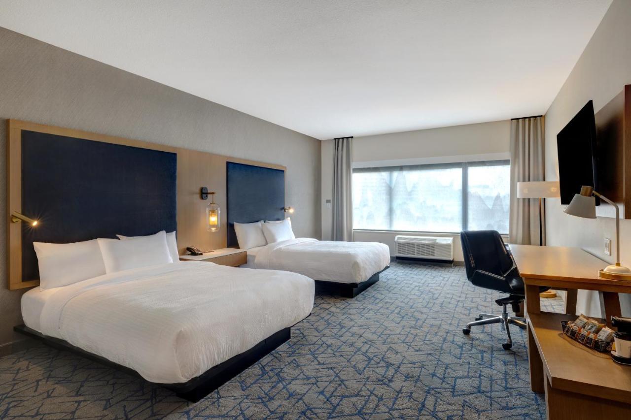 Fairfield By Marriott Inn & Suites Minneapolis Downtown Екстер'єр фото