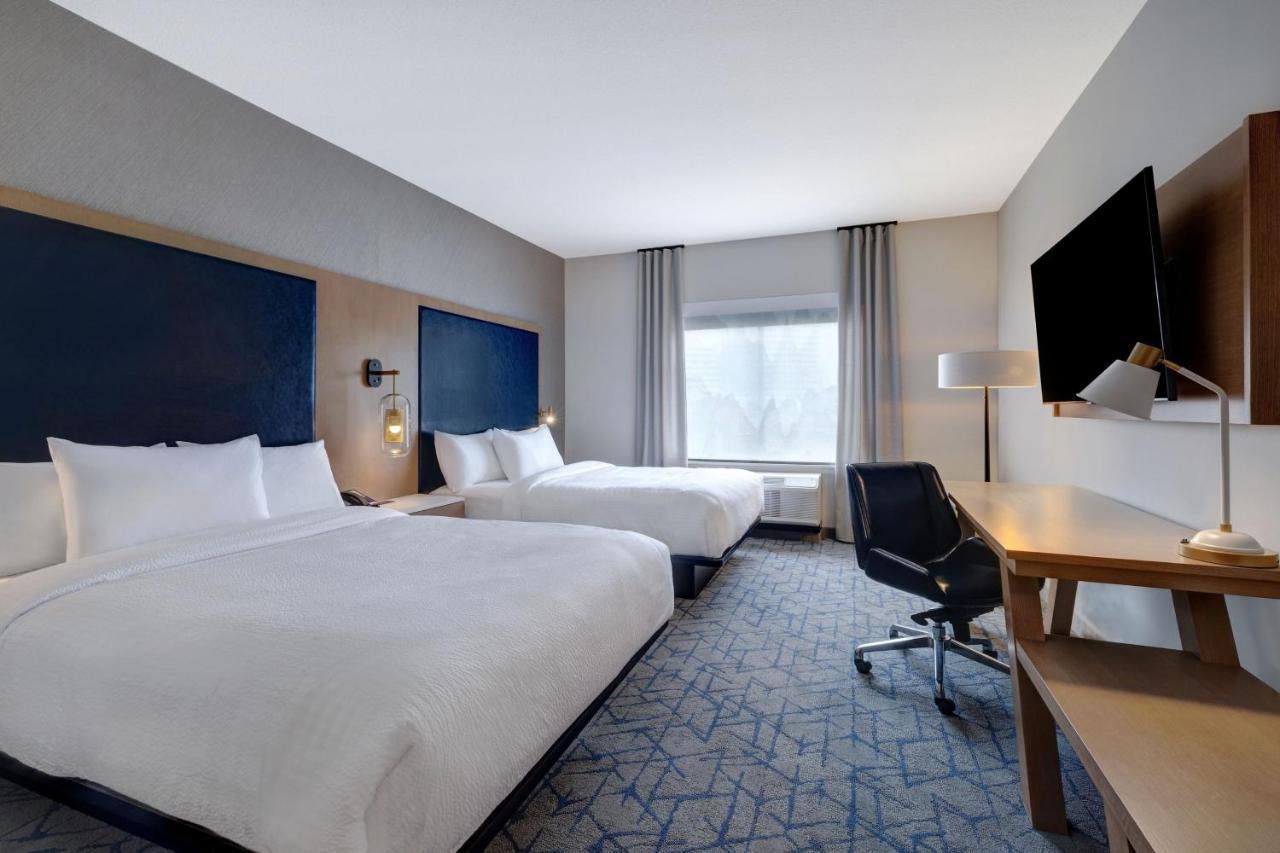 Fairfield By Marriott Inn & Suites Minneapolis Downtown Екстер'єр фото